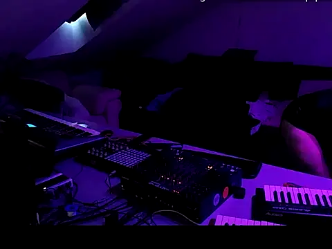 gryzoon online show from 06/26/26, 02:49
