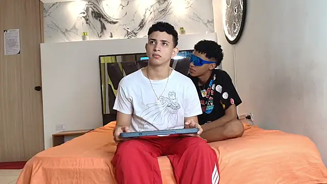 KING OFF BOYS online show from 10/13/25, 01:22