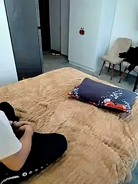 Snapshot of _KissMyAss_ chatting on 02/25/25, 11:41 KissMyAss online show from 02/25/25, 11:41