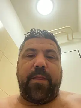 Snapshot of Alexander18edd chatting on 10/22/25, 11:32 Alexander18edd online show from 10/22/25, 11:32