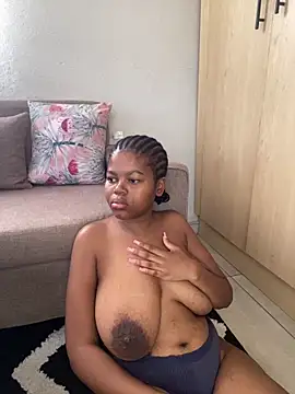  DollFace  online show from 02/12/26, 06:30