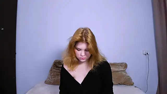Snapshot of LaseyMoon chatting on 10/03/25, 11:29 LaseyMoon online show from 10/03/25, 11:29