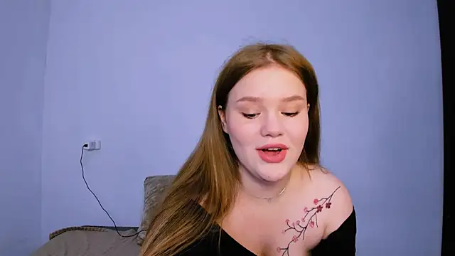 LaseyMoon online show from 01/14/26, 01:44