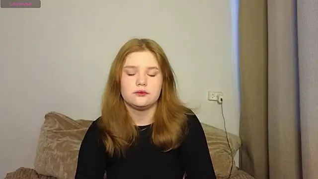 LaseyMoon online show from 02/22/26, 04:46