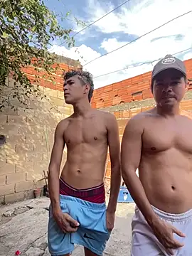 twinks 28 online show from 03/04/26, 01:17