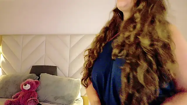 Snapshot of Anaise_latif chatting on 05/27/26, 11:40 Anaise latif online show from 05/27/26, 11:40