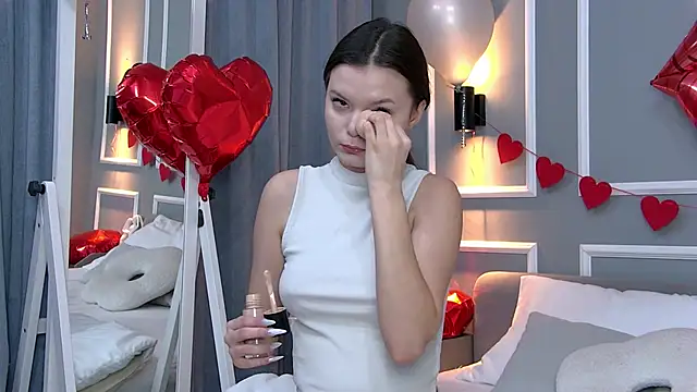 AsterQuinn online show from 02/15/26, 03:09