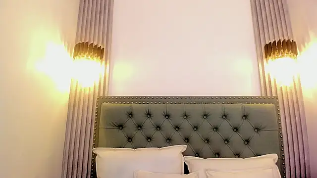 Snapshot of PaolaB_g chatting on 03/12/25, 03:07 PaolaB g online show from 03/12/25, 03:07