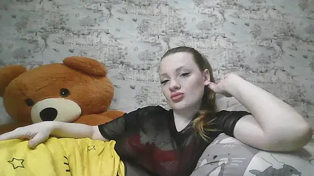 Snapshot of Eveline_May chatting on 03/21/25, 09:56 Eveline May online show from 03/21/25, 09:56