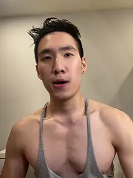 Snapshot of Hon1069 chatting on 03/10/25, 11:32 Hon1069 online show from 03/10/25, 11:32