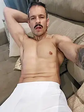 juniortche1313 online show from 02/27/25, 05:04