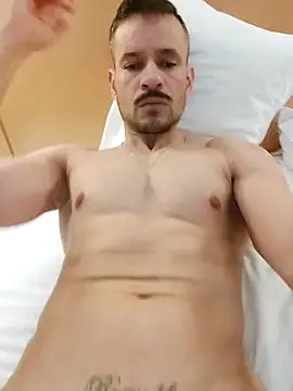 juniortche1313 online show from 09/18/25, 02:02