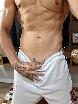 juniortche1313 online show from 02/13/26, 09:22