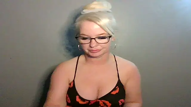 Blonde-Grace online show from 02/08/26, 02:59