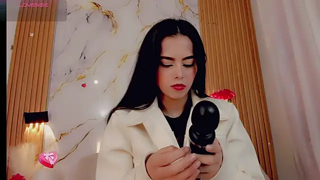 ValeriCardenas online show from 11/19/25, 01:16