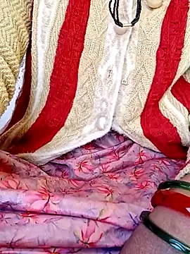 Snapshot of Anitabhabi_2 chatting on 11/14/25, 03:38 Anitabhabi 2 online show from 11/14/25, 03:38