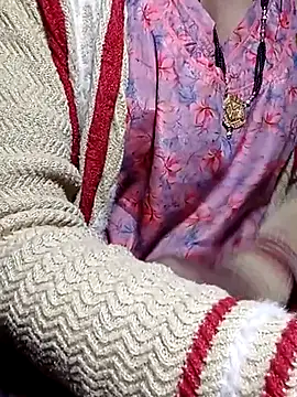 Snapshot of Anitabhabi_2 chatting on 11/16/25, 03:12 Anitabhabi 2 online show from 11/16/25, 03:12