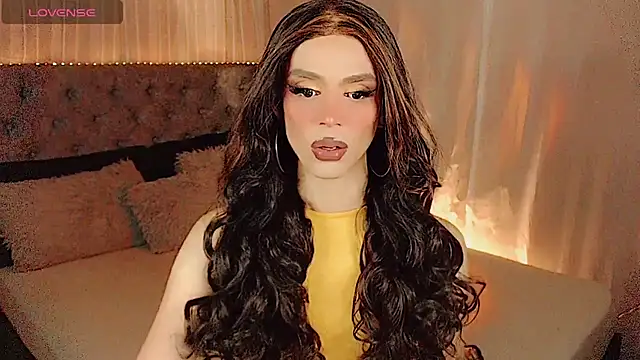 Snapshot of Dalila_moan chatting on 11/07/25, 12:54 Dalila moan online show from 11/07/25, 12:54