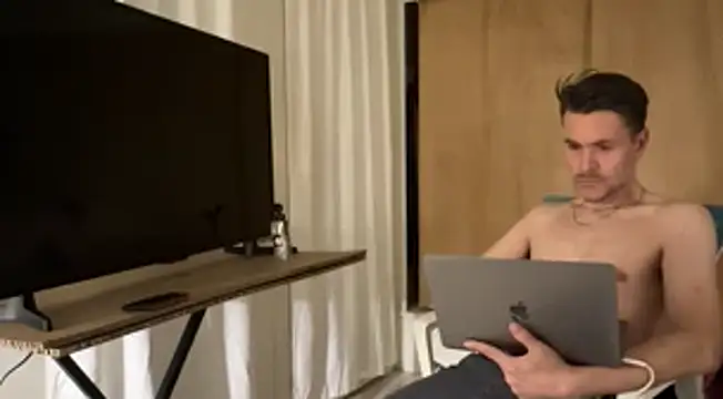 Snapshot of webtonight chatting on 02/25/25, 03:52 webtonight online show from 02/25/25, 03:52