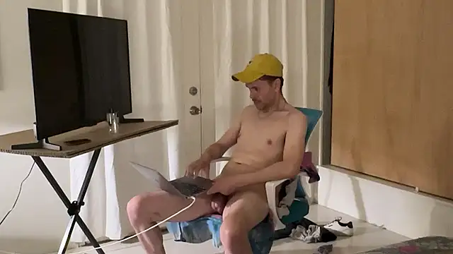 Snapshot of webtonight chatting on 02/25/25, 10:04 webtonight online show from 02/25/25, 10:04