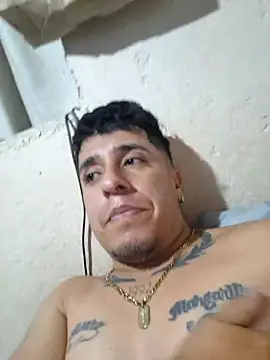 Snapshot of frankli2681 chatting on 02/25/25, 06:03 frankli2681 online show from 02/25/25, 06:03