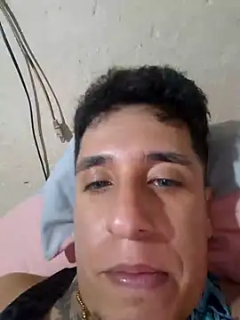 Snapshot of frankli2681 chatting on 02/26/25, 01:43 frankli2681 online show from 02/26/25, 01:43