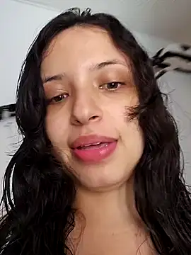 Snapshot of SexyLilyXO chatting on 03/04/25, 06:50 SexyLilyXO online show from 03/04/25, 06:50