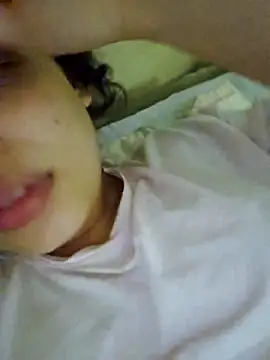 Snapshot of SexyLilyXO chatting on 09/19/25, 01:18 SexyLilyXO online show from 09/19/25, 01:18