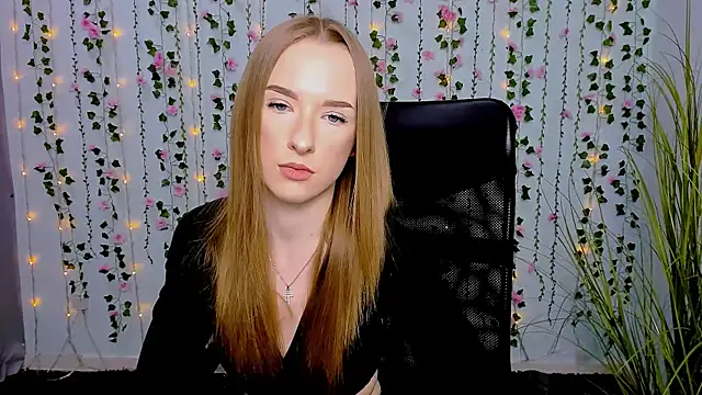 doll vey online show from 03/07/25, 12:34