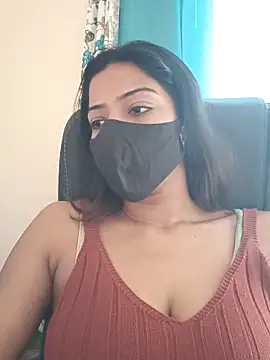 Snapshot of CRAZY__BITE chatting on 10/23/25, 10:14 CRAZY BITE online show from 10/23/25, 10:14