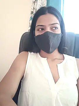 Snapshot of CRAZY__BITE chatting on 02/08/26, 09:45 CRAZY BITE online show from 02/08/26, 09:45