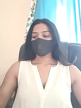 Snapshot of CRAZY__BITE chatting on 02/22/26, 09:52 CRAZY BITE online show from 02/22/26, 09:52