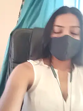 Snapshot of CRAZY__BITE chatting on 02/24/26, 11:08 CRAZY BITE online show from 02/24/26, 11:08