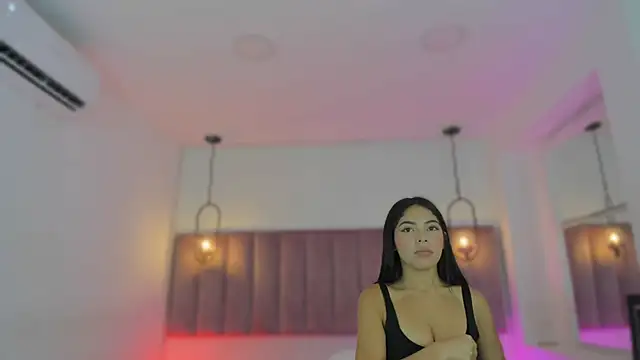 Haily b online show from 12/05/25, 07:43