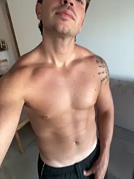 shuki0101 online show from 03/16/26, 07:40