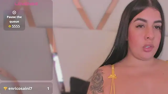 Snapshot of Madisson-Rivas chatting on 10/27/25, 10:14 Madisson-Rivas online show from 10/27/25, 10:14