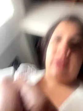 Snapshot of Madisson-Rivas chatting on 11/28/25, 05:59 Madisson-Rivas online show from 11/28/25, 05:59