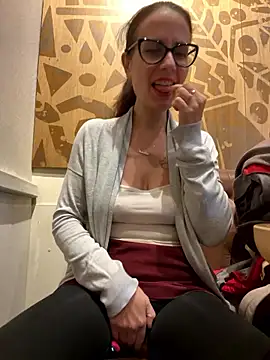 NataKitten online show from 01/10/26, 06:37