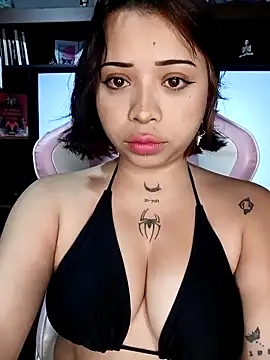 Snapshot of Akame_yumi chatting on 11/01/25, 11:07 Akame yumi online show from 11/01/25, 11:07