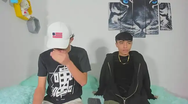 Snapshot of Maxxi_hot23 chatting on 03/07/25, 03:07 Maxxi hot23 online show from 03/07/25, 03:07