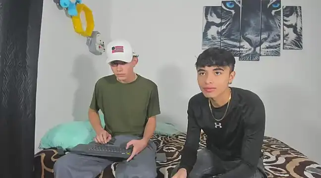 Snapshot of Maxxi_hot23 chatting on 03/13/25, 01:18 Maxxi hot23 online show from 03/13/25, 01:18