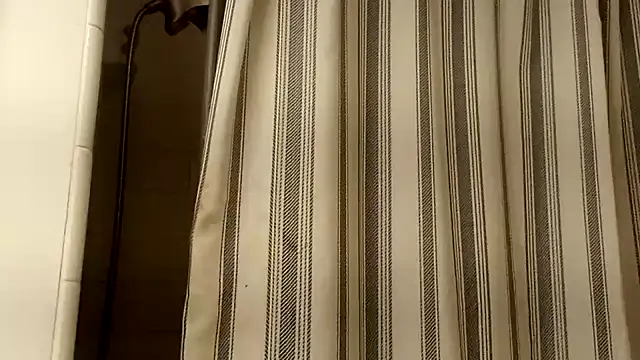 wetnwildforyou online show from 09/08/25, 08:08