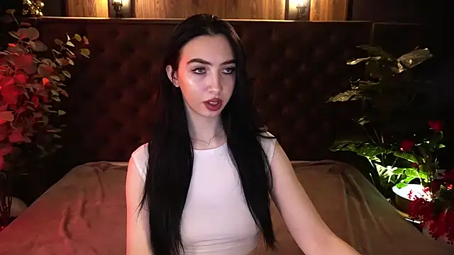 WildKittenX  online show from 03/19/26, 06:39