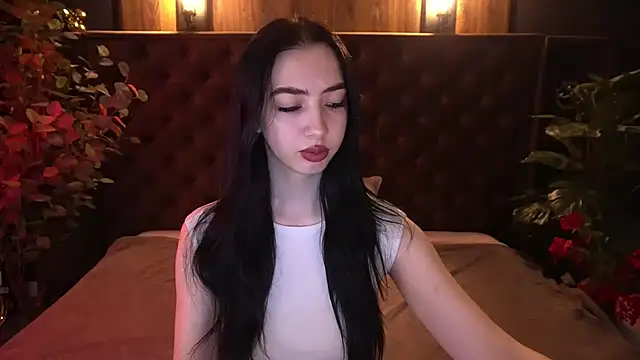 WildKittenX  online show from 04/12/26, 05:34