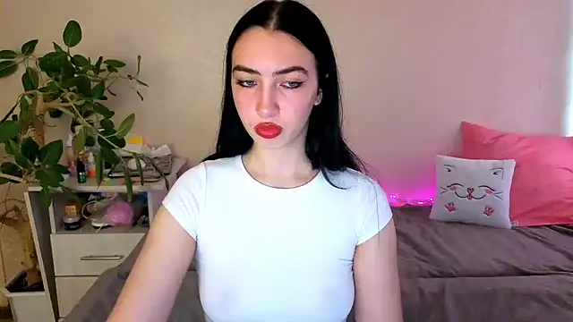 WildKittenX  online show from 05/29/26, 03:59
