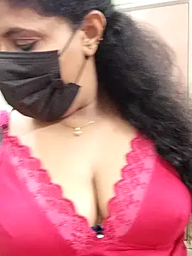 Snapshot of abinaya26 chatting on 11/22/25, 09:03 abinaya26 online show from 11/22/25, 09:03