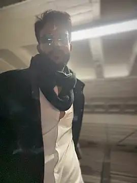 YJeromZCoxk online show from 03/11/25, 04:07