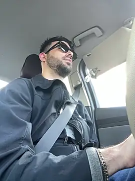 YJeromZCoxk online show from 03/19/25, 05:08