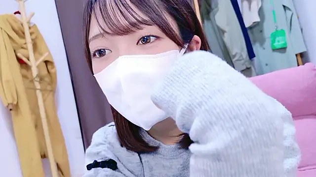 Snapshot of Oo_aki chatting on 10/20/25, 06:47 Oo aki online show from 10/20/25, 06:47