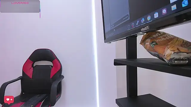 Bonniie 22 online show from 03/12/25, 07:28